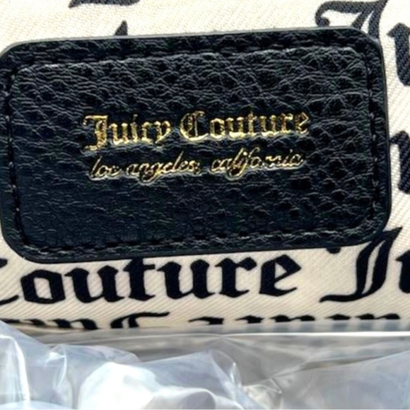 Juicy couture back pack <3. Only warn it 2 times. It’s in great condition - Picture 5 of 5